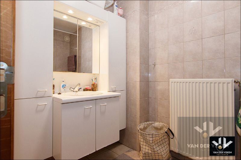 Ruim appartement met groen uitzicht te Hasselt foto 15