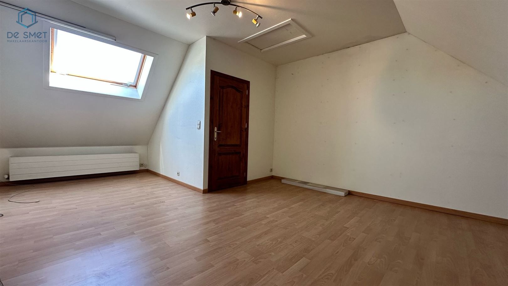 INSTAPKLARE WONING MET 4 SLAAPKAMERS, TUIN EN GARAGE TE GERAARDSBERGEN foto 19