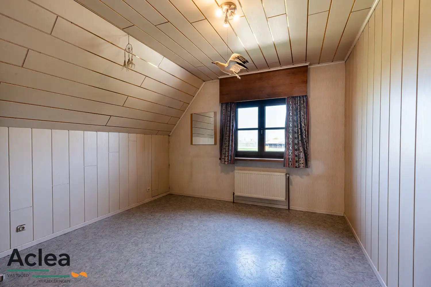 Rustig gelegen villa in landelijke stijl, omgeven door groen en natuur foto 22