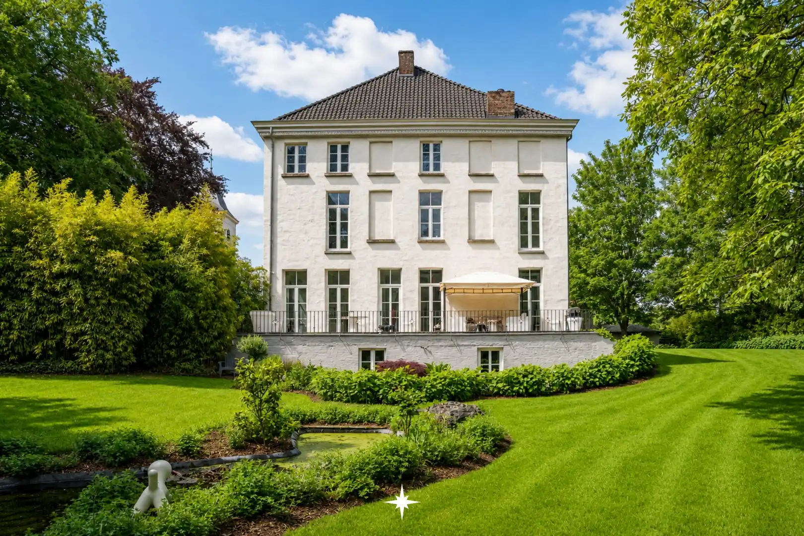 Historisch kasteeldomein met exclusieve parktuin in Eke foto {{pictureIndex}}