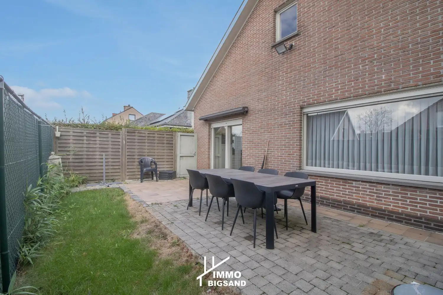 Ruime villa te koop in doodlopende straat foto 19