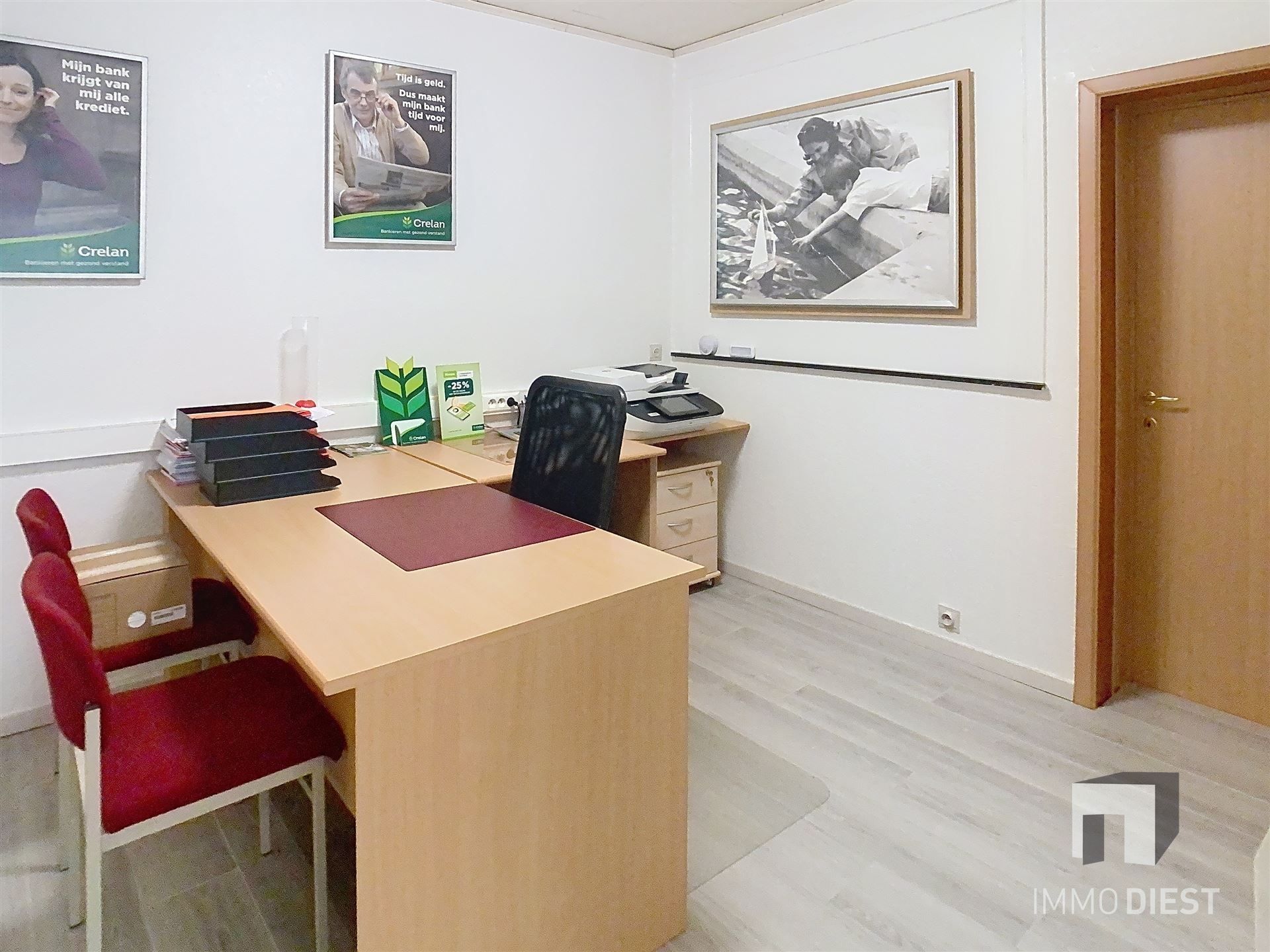 Gelijkvloers kantoorpand op strategische ligging  foto 17