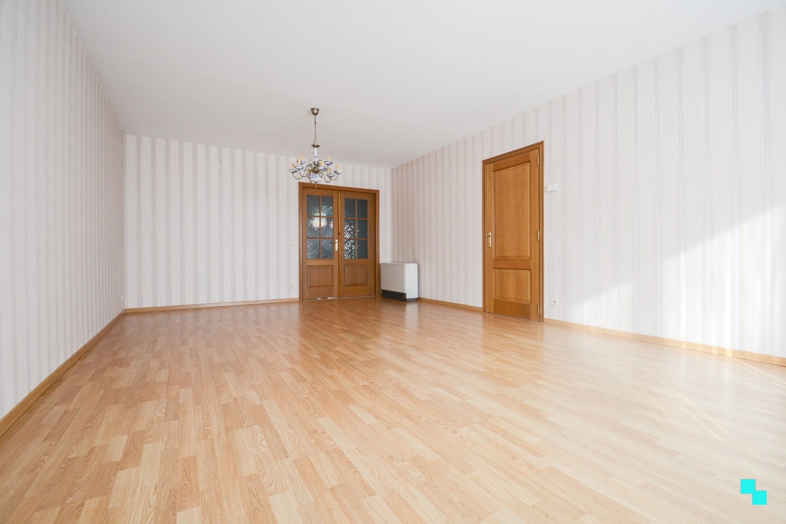 Centraal gelegen instapklaar appartement met groenzicht te Izegem foto 4