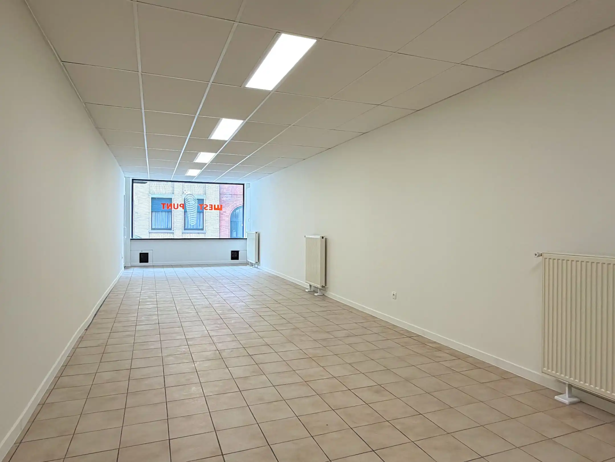 Interessante handelsruimte te Knokke-Westkapelle foto 2