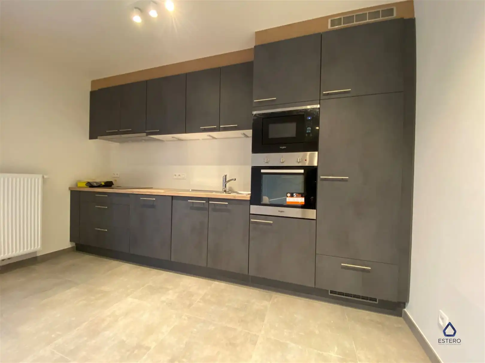 Gezellige studio te Ieper  foto 3