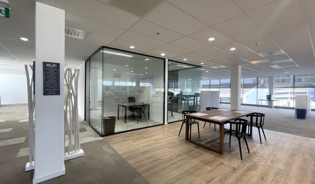 Vernieuwde kantoren te huur in Ahlers Building te Antwerpen foto 25