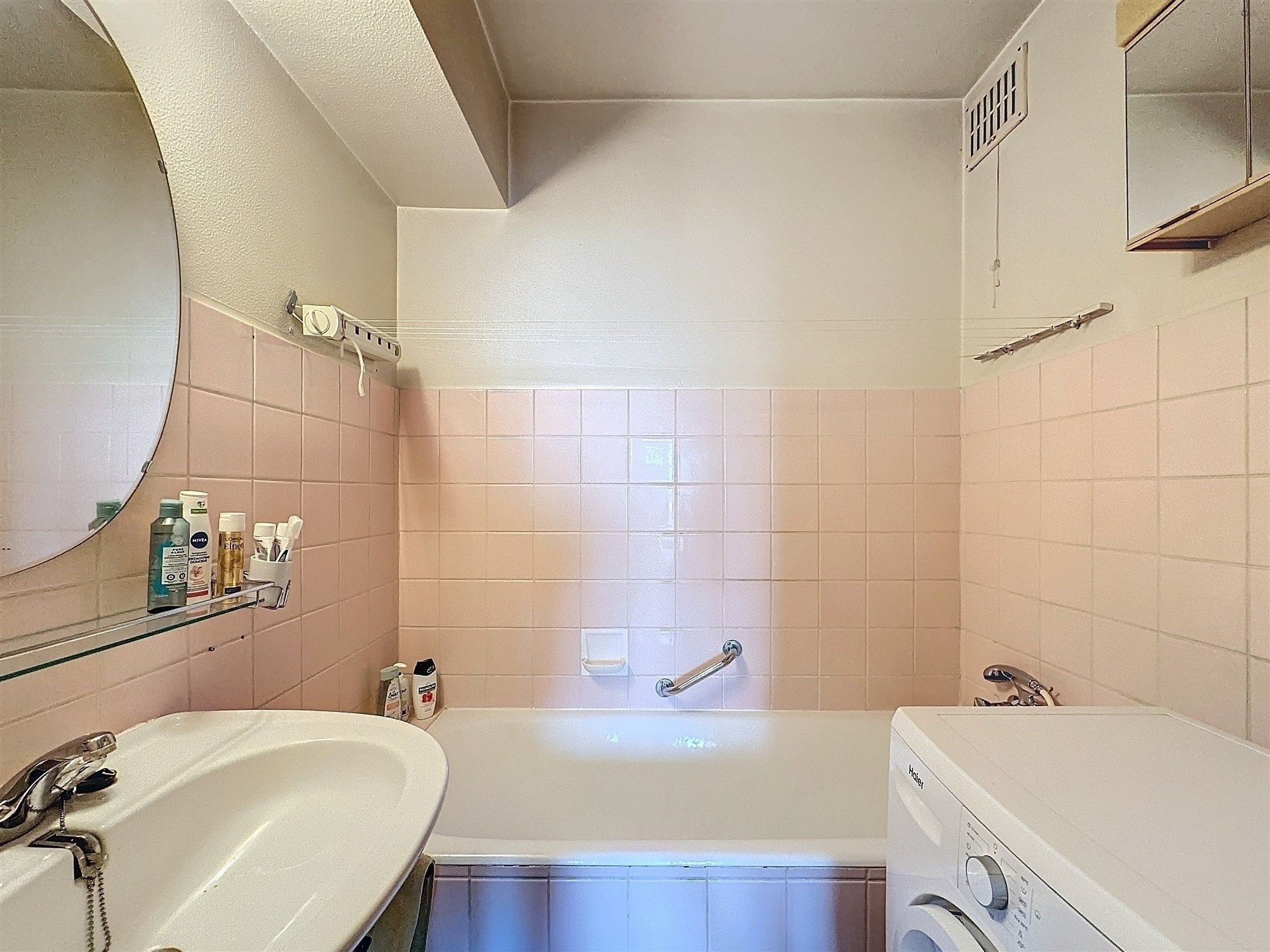 Aan de rand van de stad gelegen appartement met wijds uitzicht! foto 10