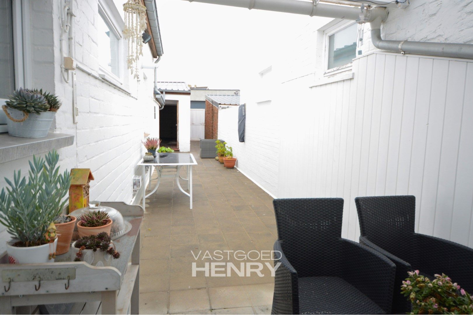 Te huur: Instapklare woning met ruime garage foto 2