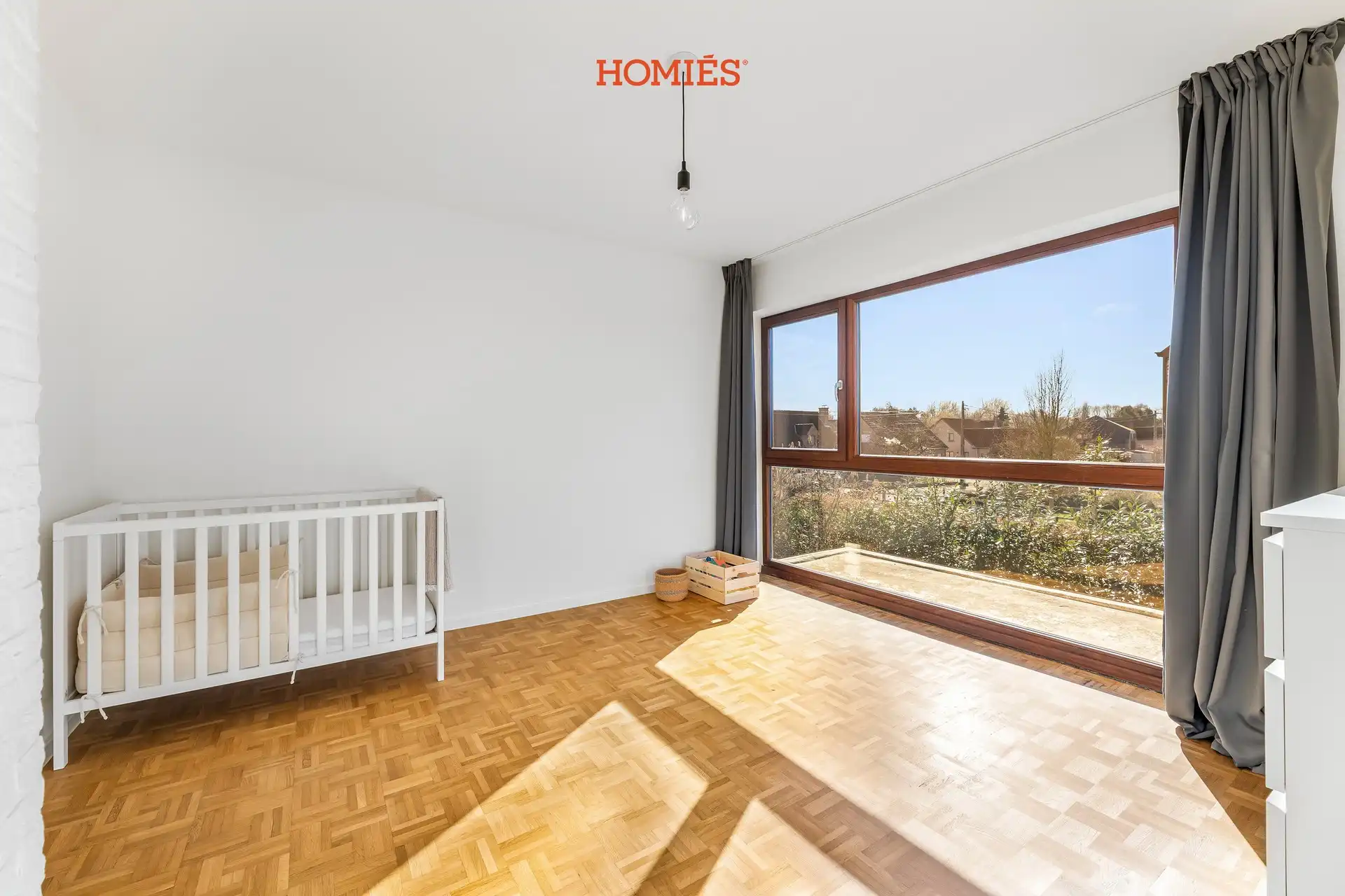 Unieke architectenwoning met veel lichtinval foto 11
