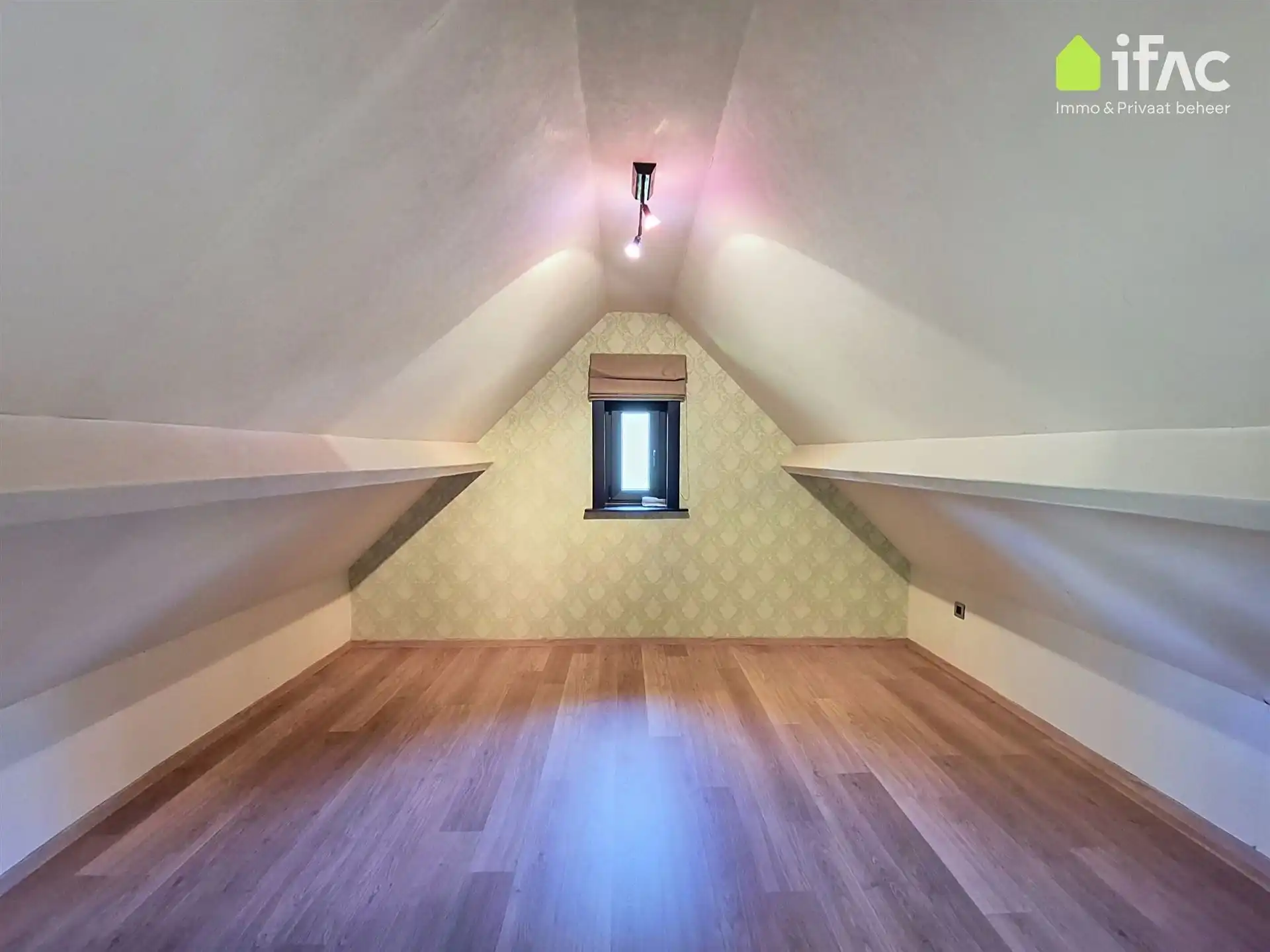 Rustig gelegen gerenoveerde villa in perfecte staat foto 22