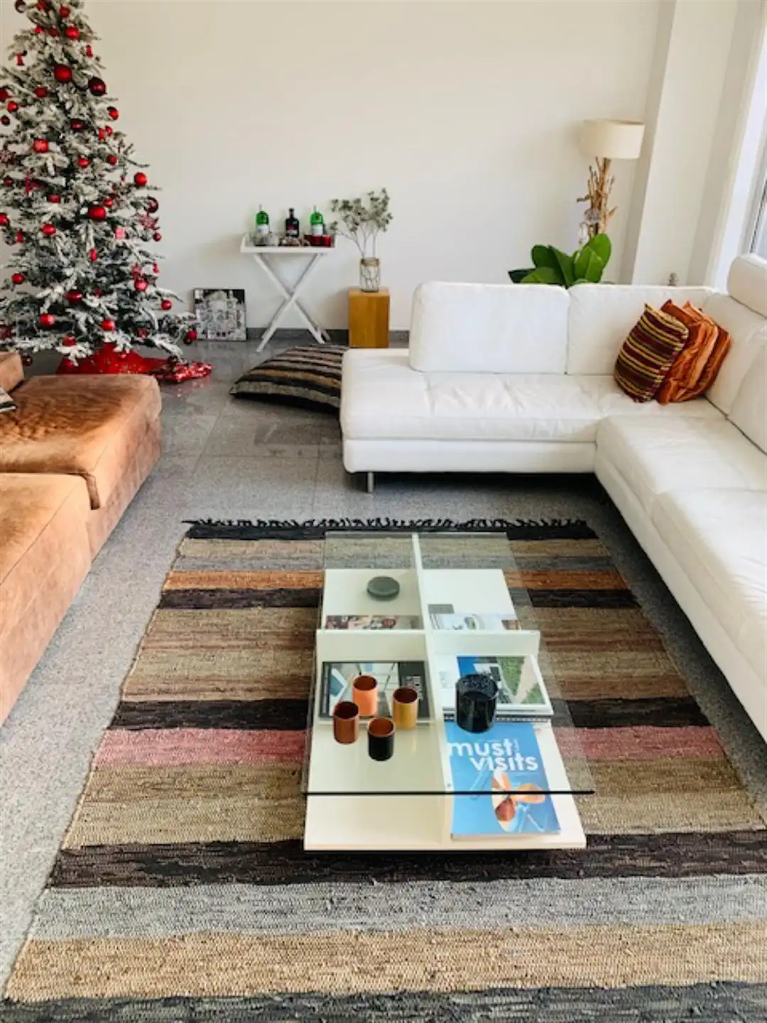 Moderne halfopen woning met 3 slaapkamers foto 8
