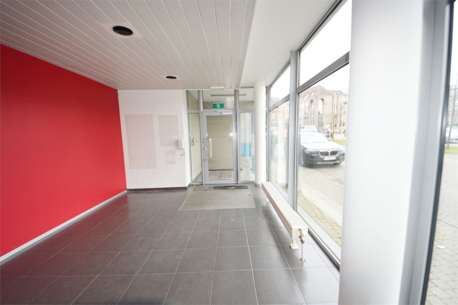 MODERN COMMERCIEEL GELIJKVLOERS 400 M2 OPTIONELE PARKING foto 14