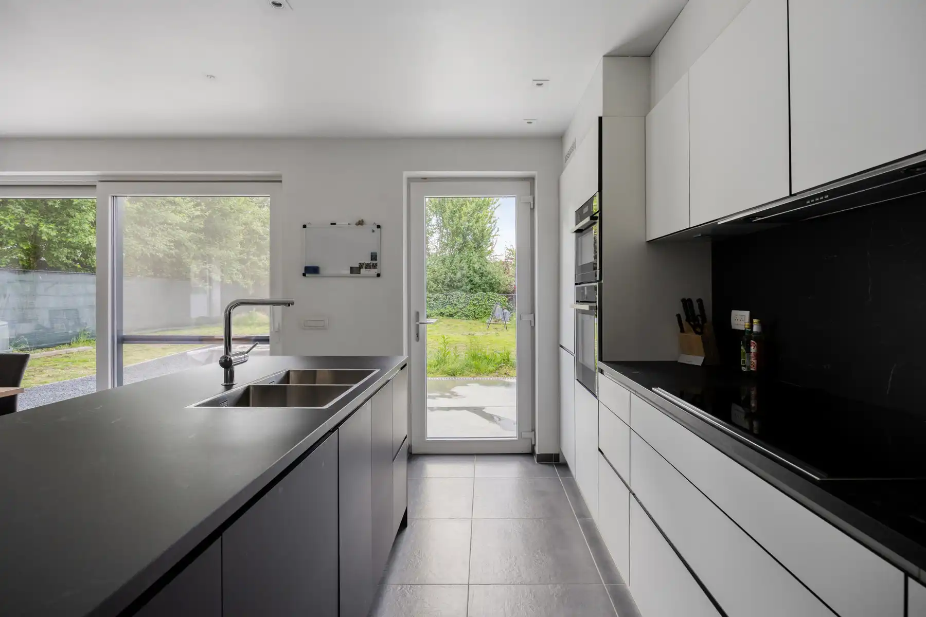 Recente en goed onderhouden woning met 3 slaapkamers foto 12