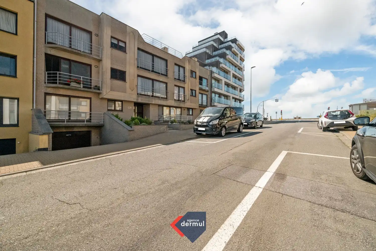 RESIDENTIE ZEEGOLF foto {{pictureIndex}}