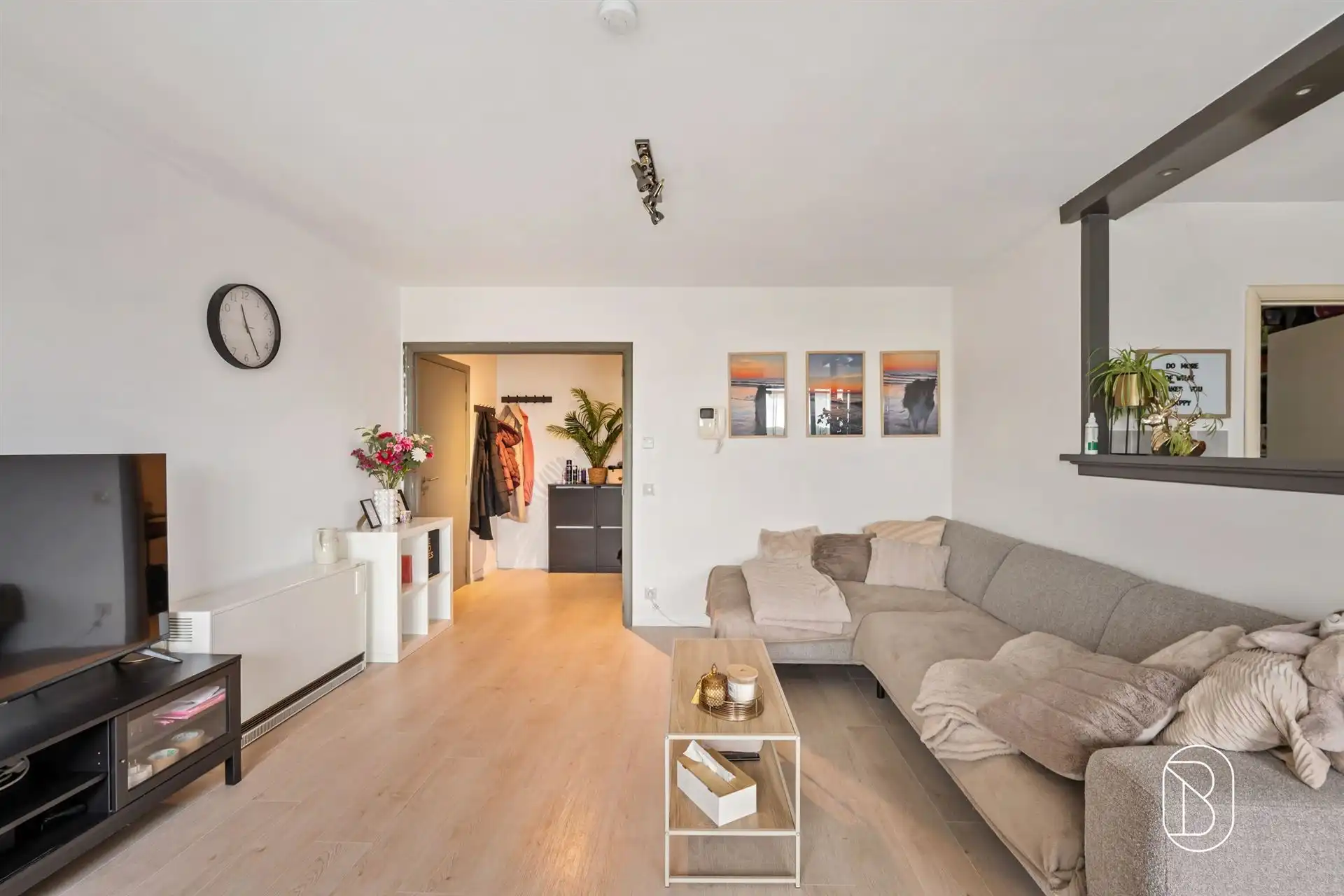 Instapklaar appartement met 2 slpk en terras in Oudenaarde foto 3