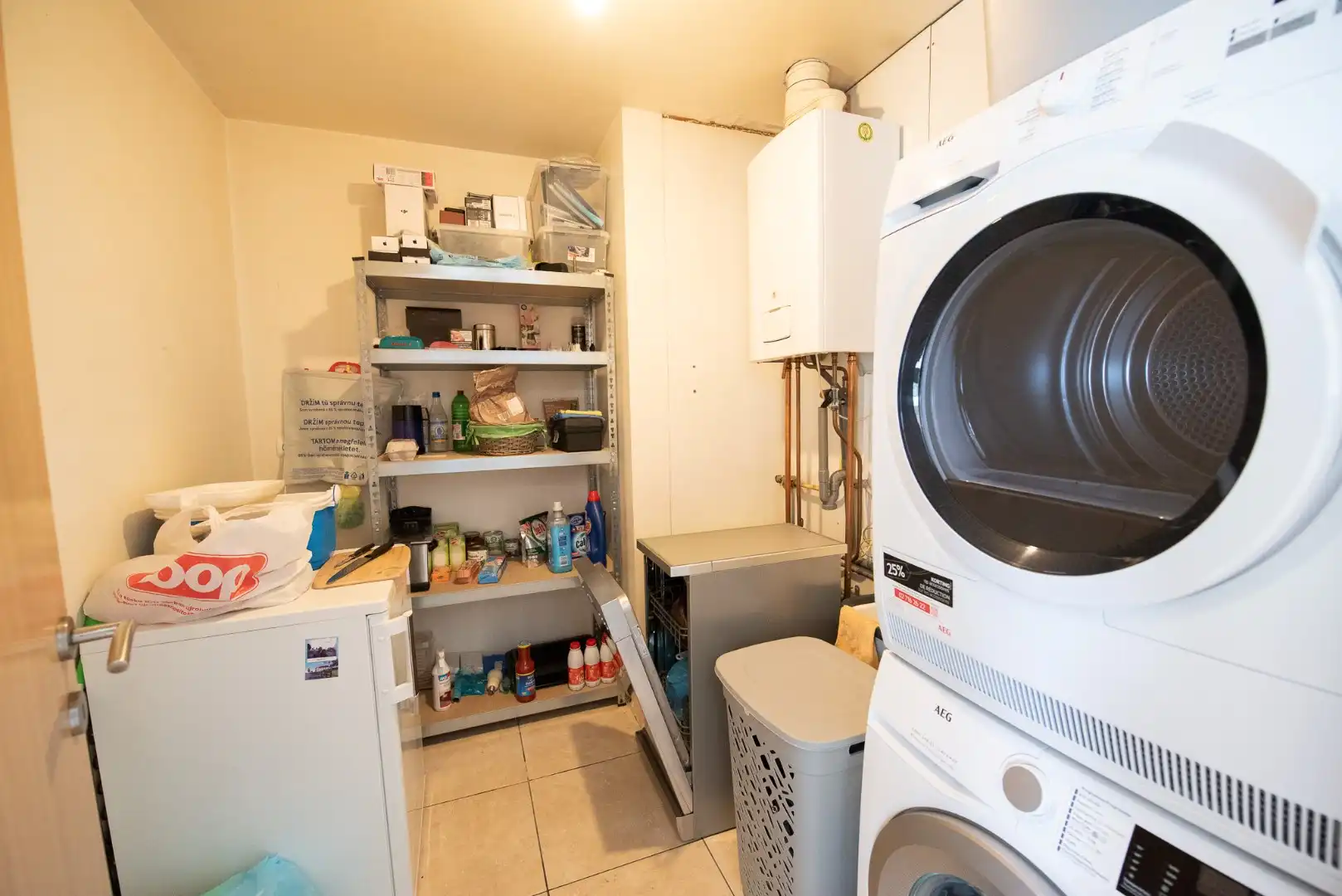 Appartement met één slaapkamer en garagebox te huur foto 9