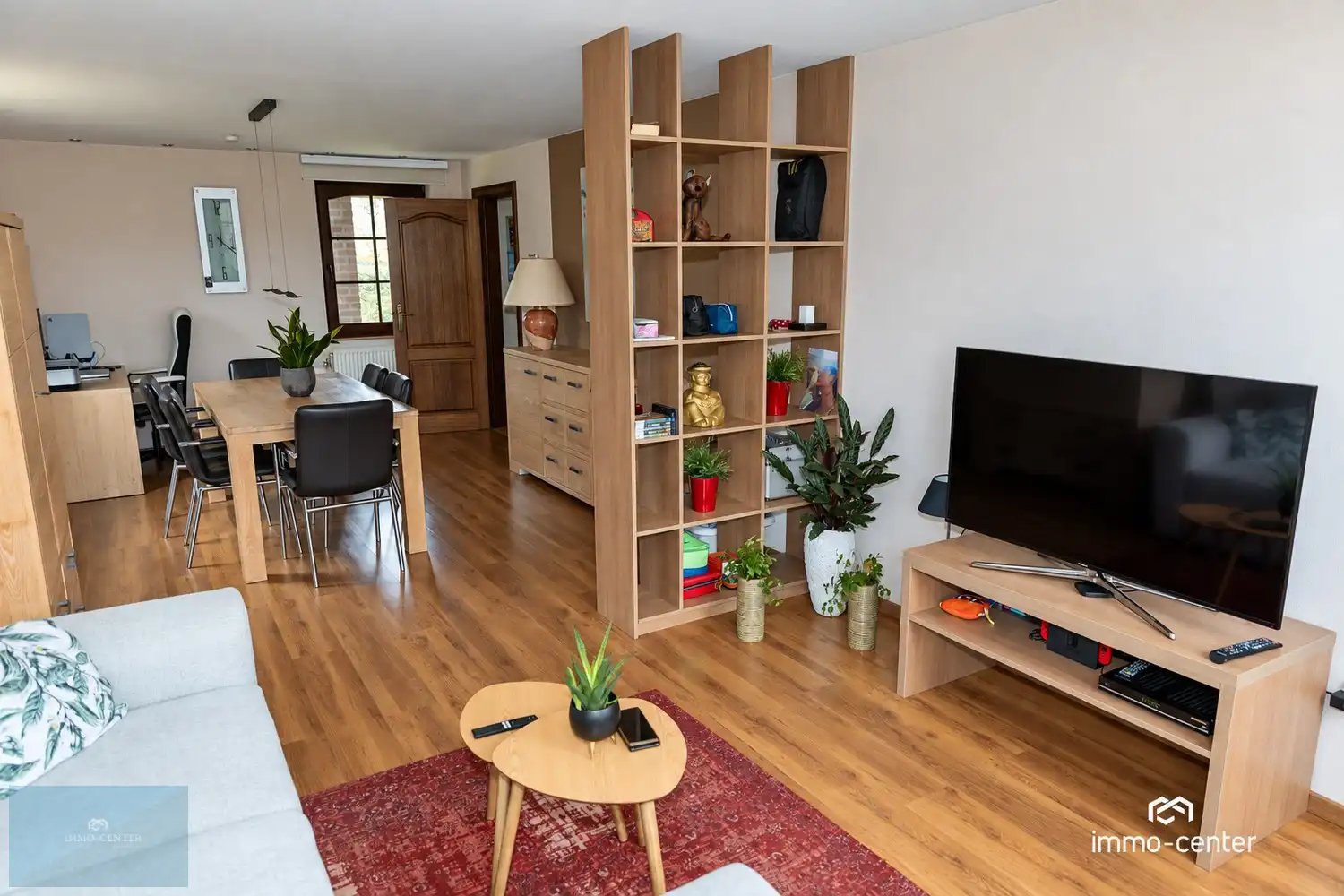 Te koop: Ruime open bebouwing met 3 slaapkamers, garage en tuin op 492 m² in Opglabbeek - Instapklare woning. foto 5