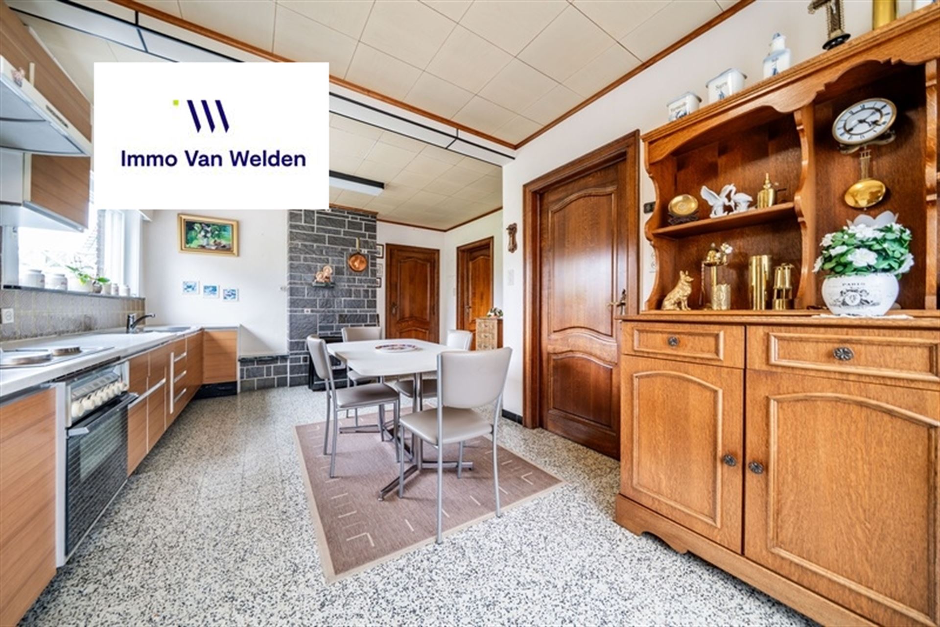 Op te frissen gezinswoning met 3 slaapkamers en tuin te Gavere foto 9