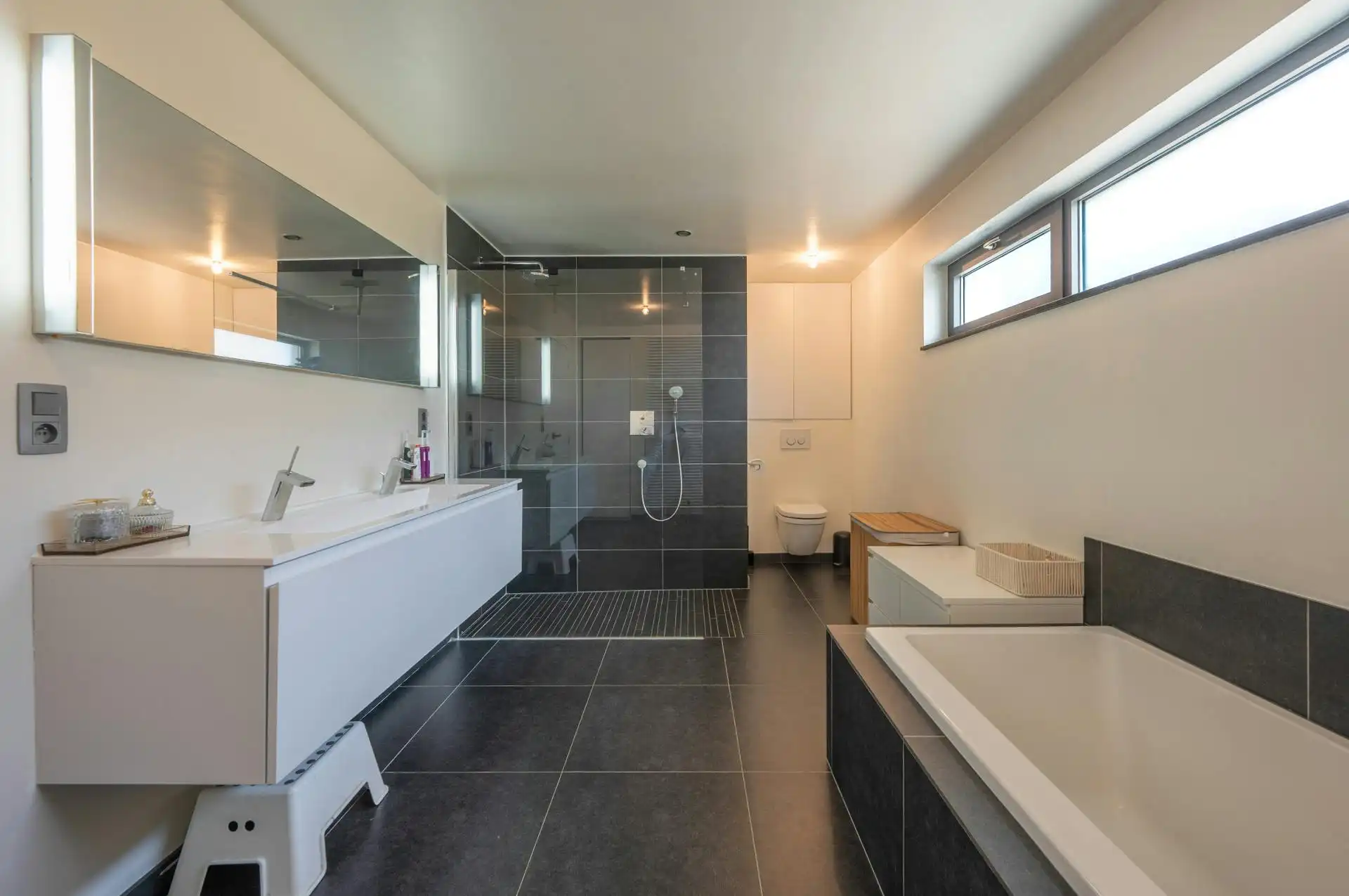 Huis met 4 slaapkamers en open zicht op groen vlakbij Brugge foto 16