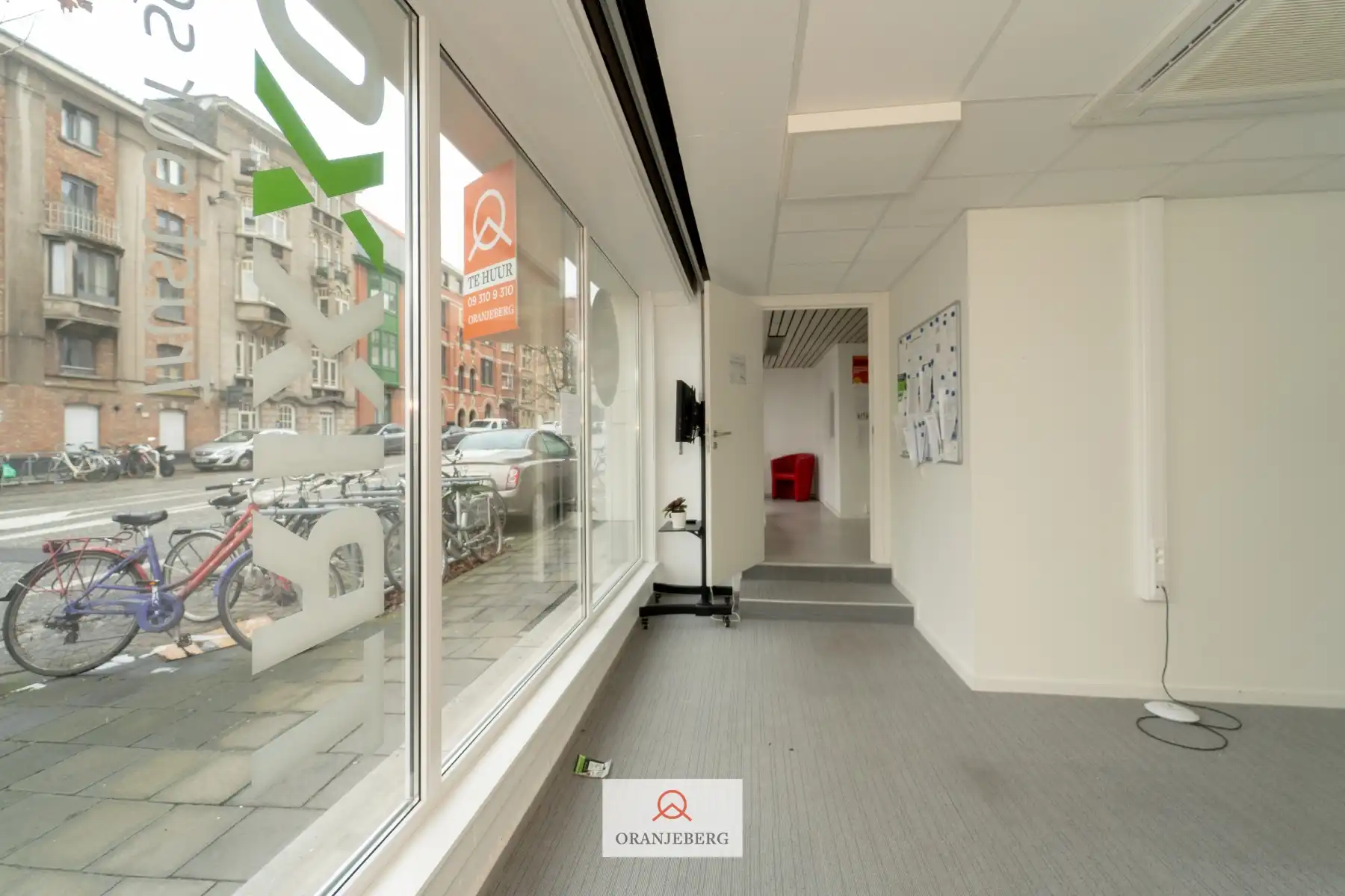 Energiezuinig handelspand op commerciële ligging foto 20