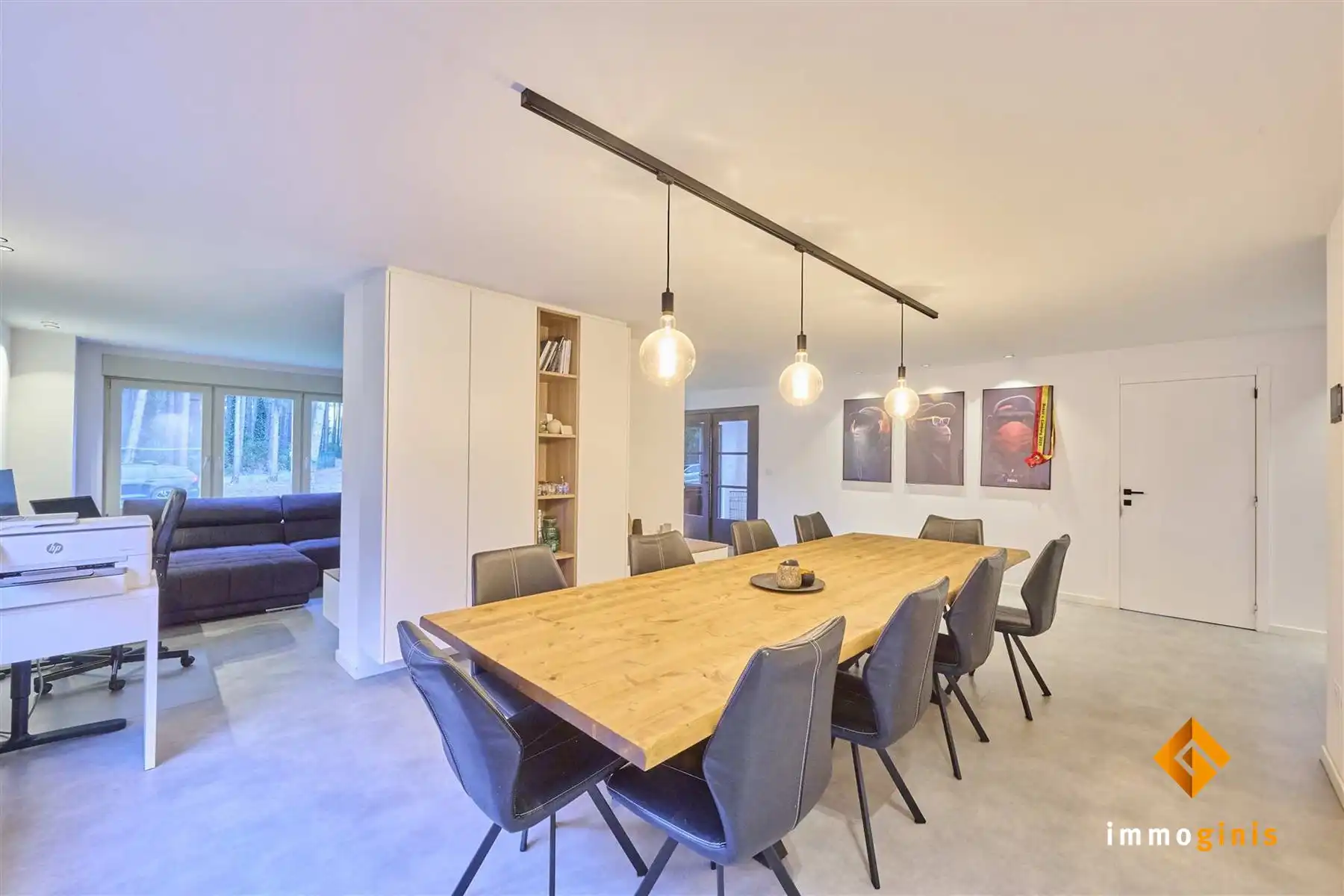 Ruime, gerenoveerde woning met 6 slaapkamers en loods (180m²) op een perceel van 71a44ca. foto 5