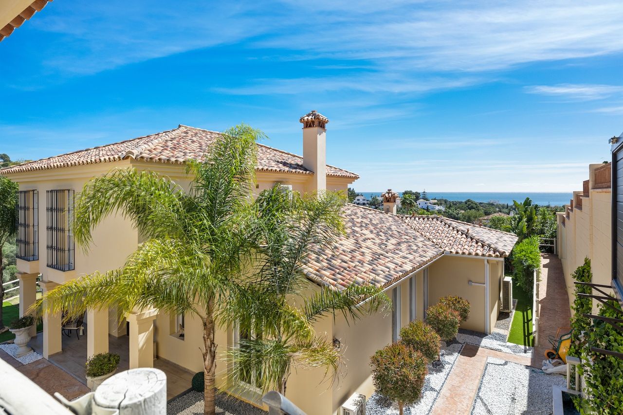 SCHITTEREND GELEGEN VILLA NAAST CABOPINO GOLF foto 5