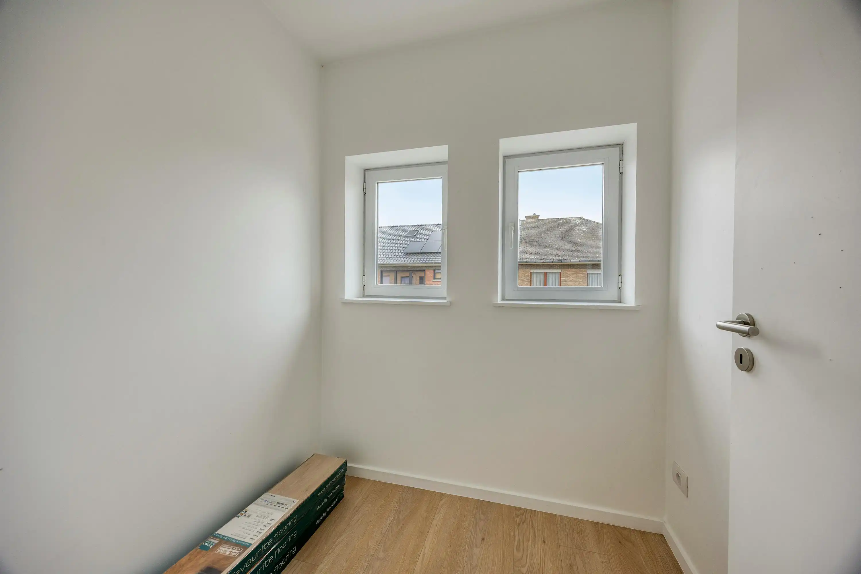Recent gerenoveerd huis met 3 kamers te koop in Beveren-Leie foto 19