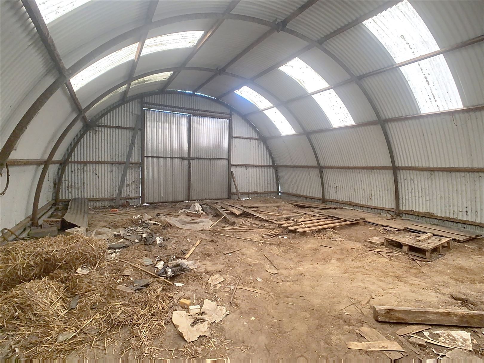 Te renoveren woning met garages, atelier, 12a 57ca foto 30