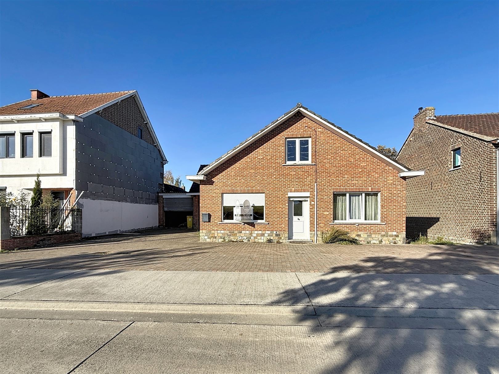 Te renoveren woning met garages, atelier, 12a 57ca foto 30