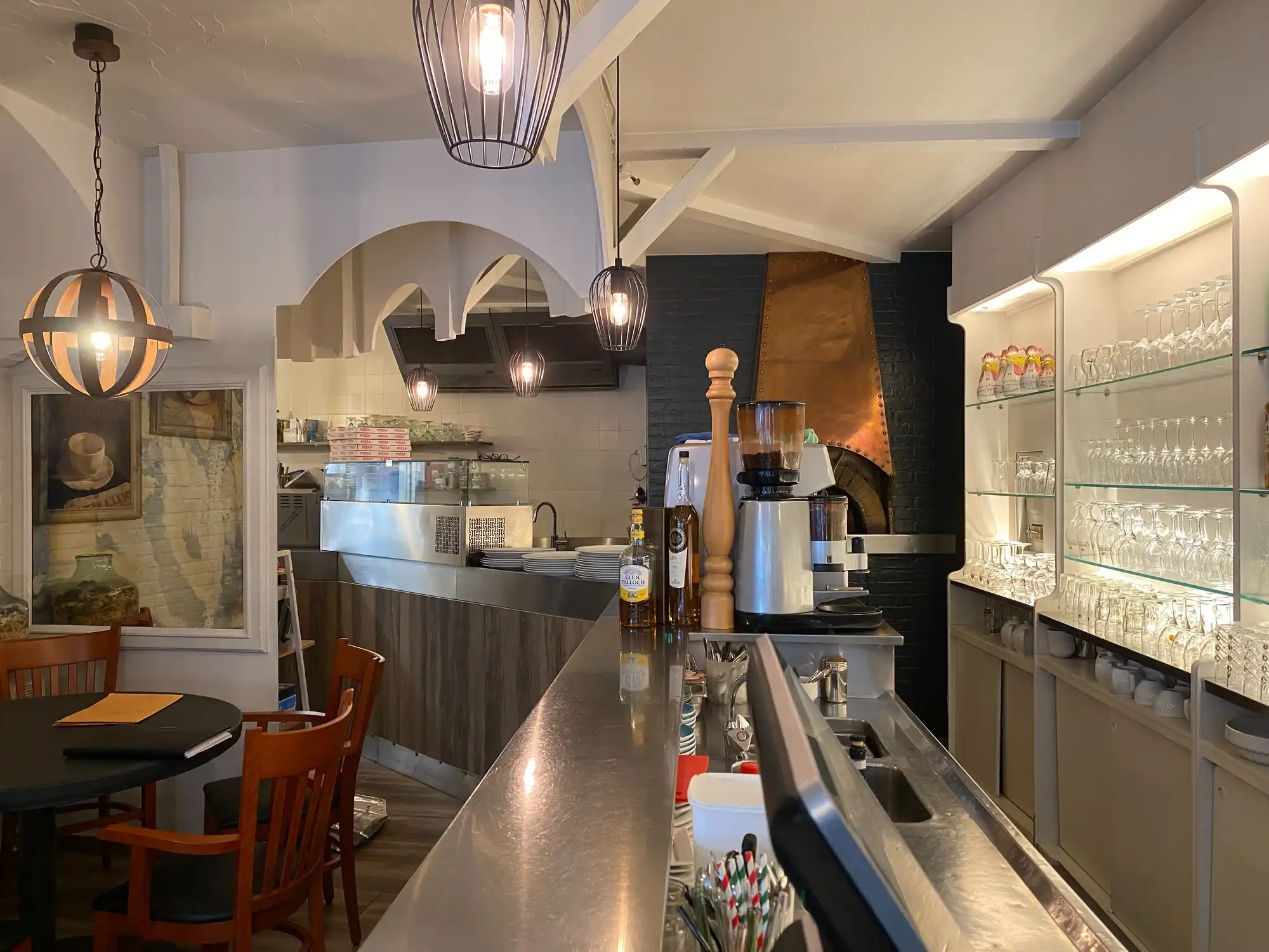 Gekend Italiaans restaurant | Stormestraat foto 7