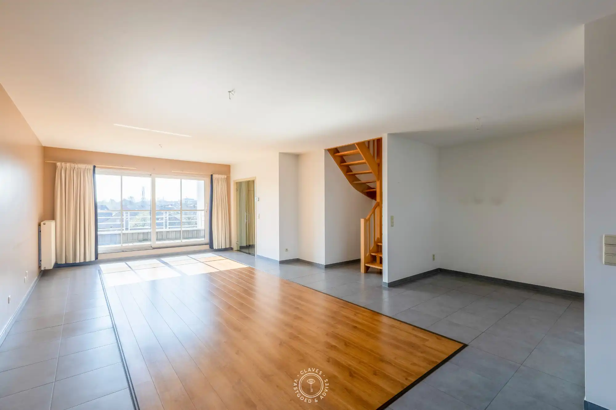 Indrukwekkend duplexappartement met 2 terrassen foto 4
