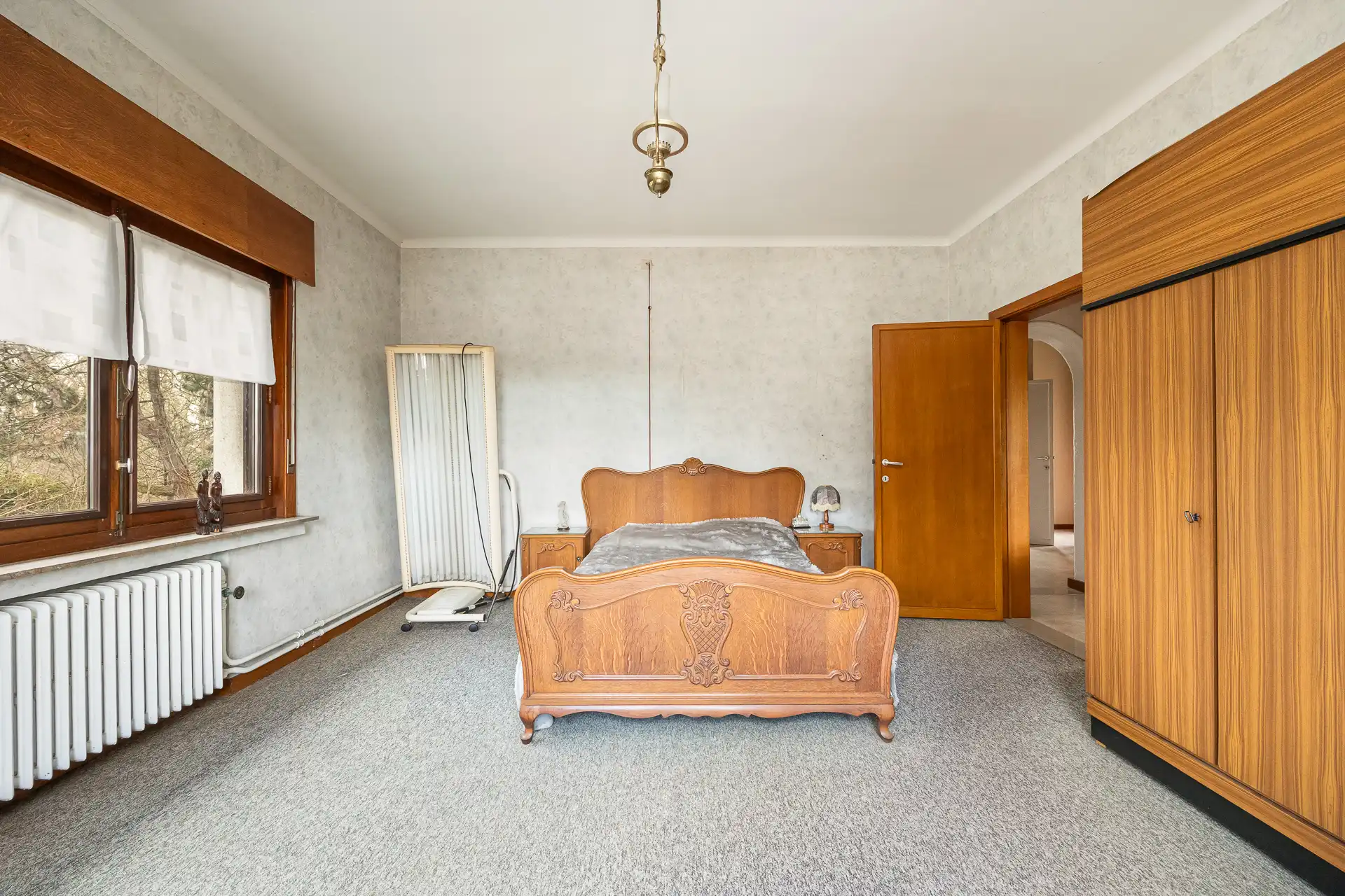 Ruime villa met garage en zwembad + bouwgrond + 2 magazijnen foto 53