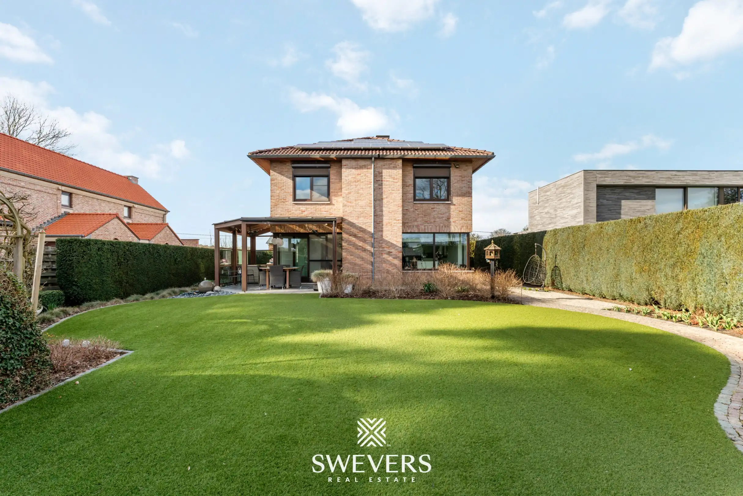 Uiterst verzorgde en lichtrijke woning op een rustige locatie in Heusden-Zolder foto 28