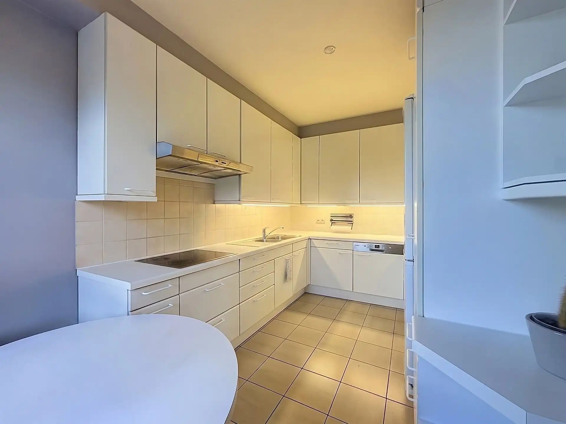 Ruim appartement op toplocatie aan het Hendrik Heymanplein in Sint-Niklaas foto 8