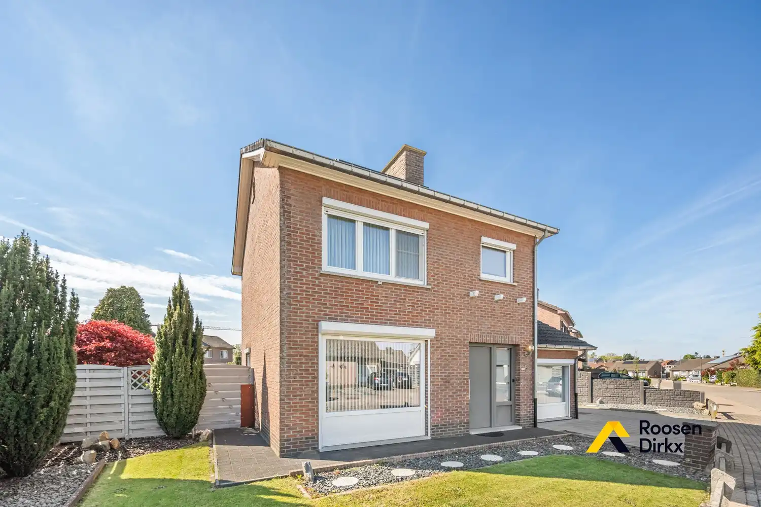 Toffe vrijstaande gezinswoning met 3 slaapkamers op perceel van 529m² te Bree foto 3