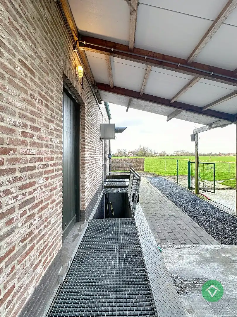Combinatie wonen & werken: horecazaak met woonst in Eernegem foto 46