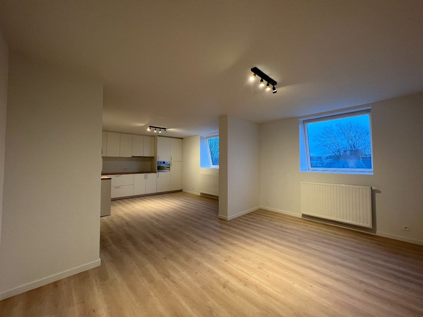 Volledig gerenoveerd duplexappartement foto 2