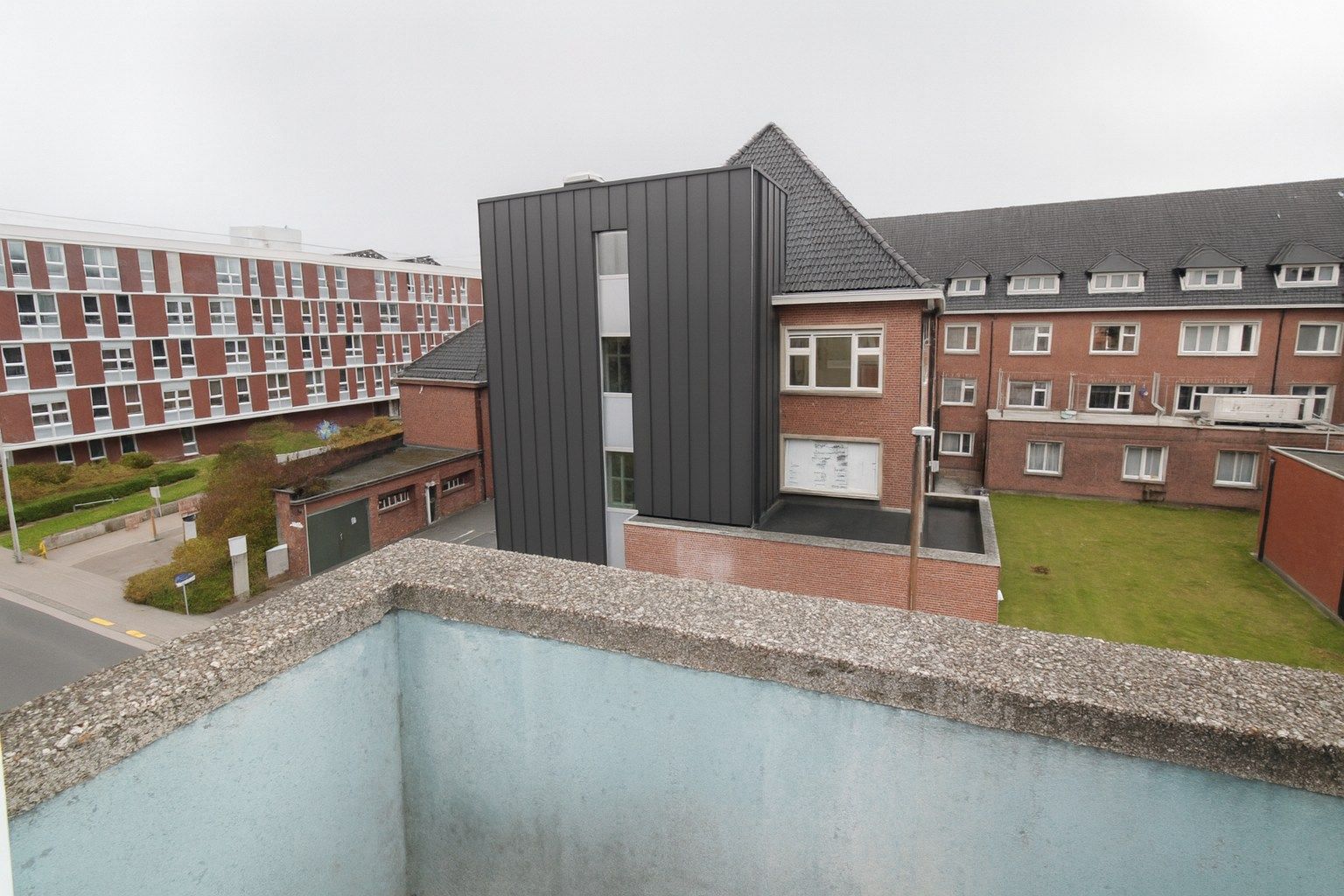 Te koop: Charmant en lichtrijk appartement met twee terrassen op toplocatie in Sint-Niklaas! foto 10