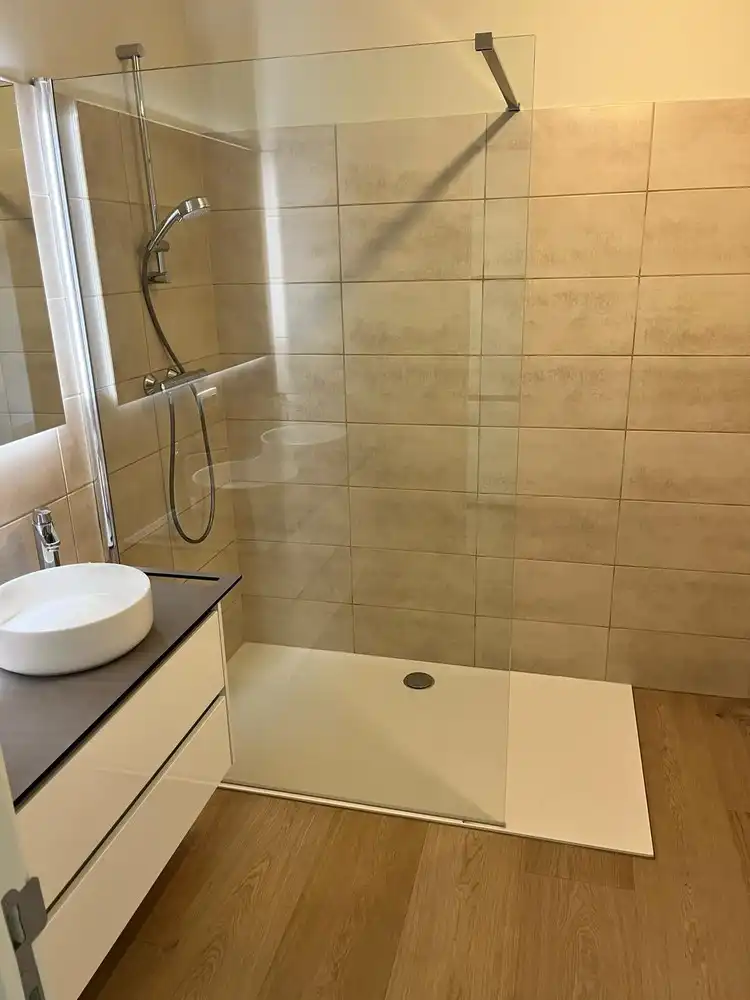 Stijlvol appartement met overdekt terras in Molenbeersel (momenteel verhuurd) foto 7