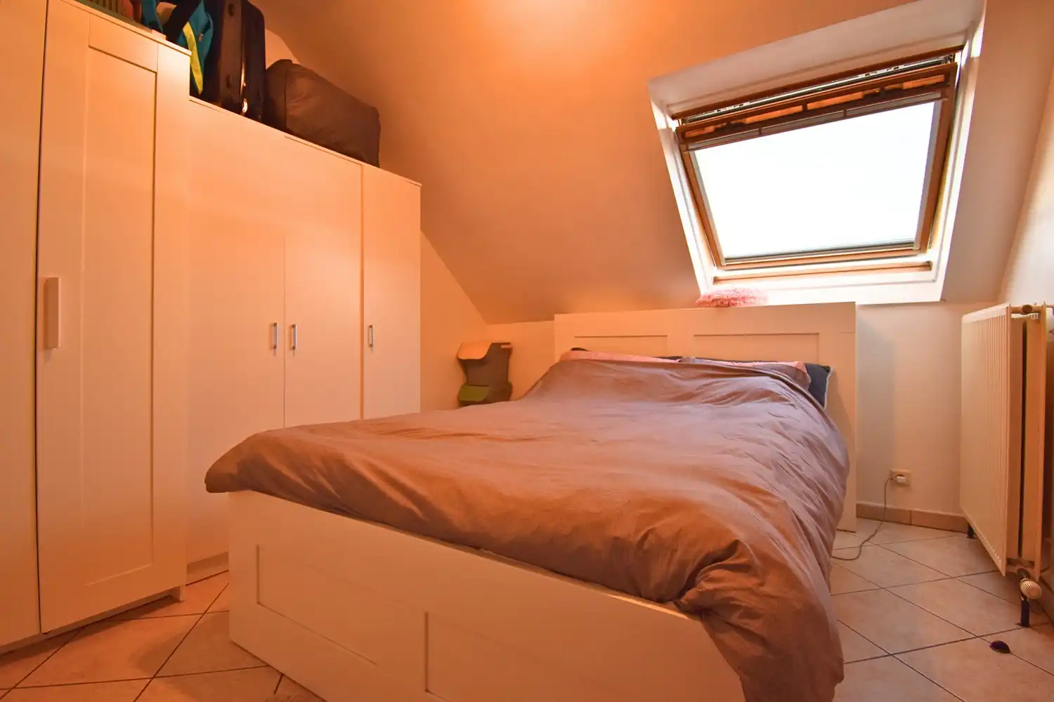 Lichtrijk éénslaapkamer appartement te huur foto 6
