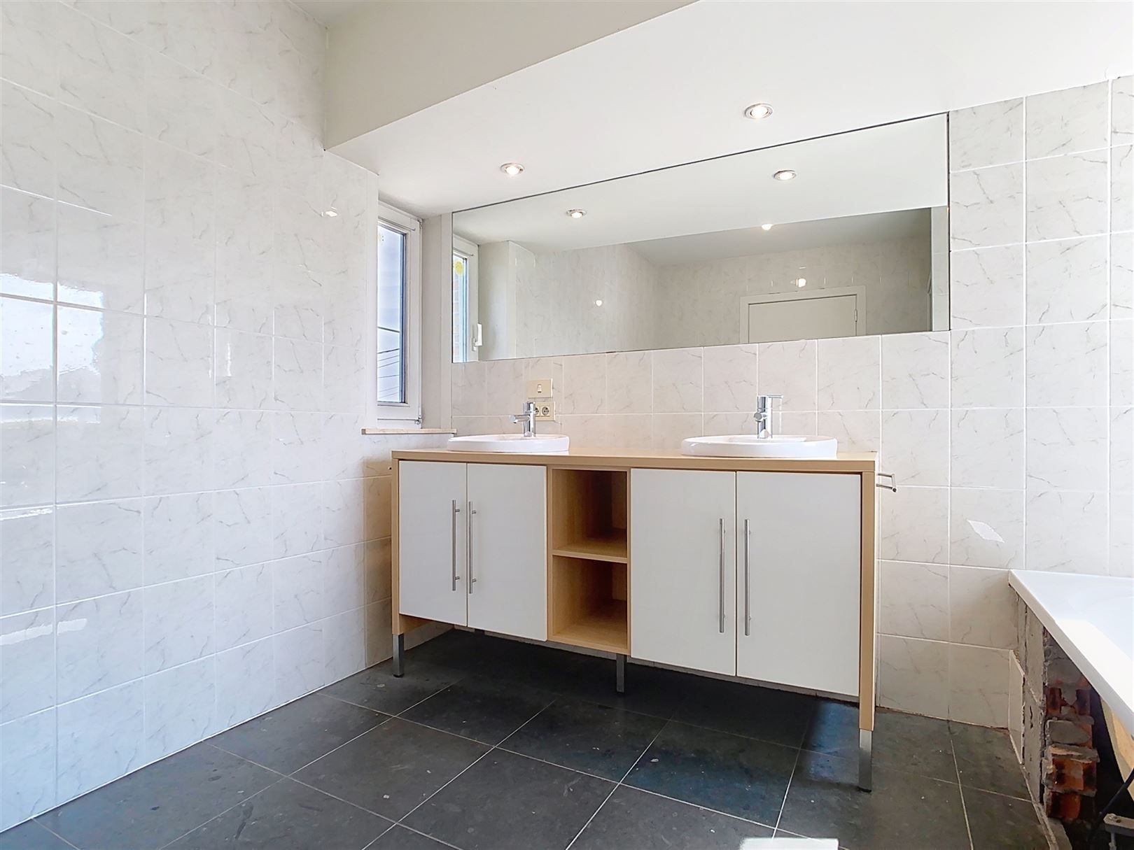 Ruime op te frissen woning, 4 slpks, tuin, weide, 46a 81ca foto 49