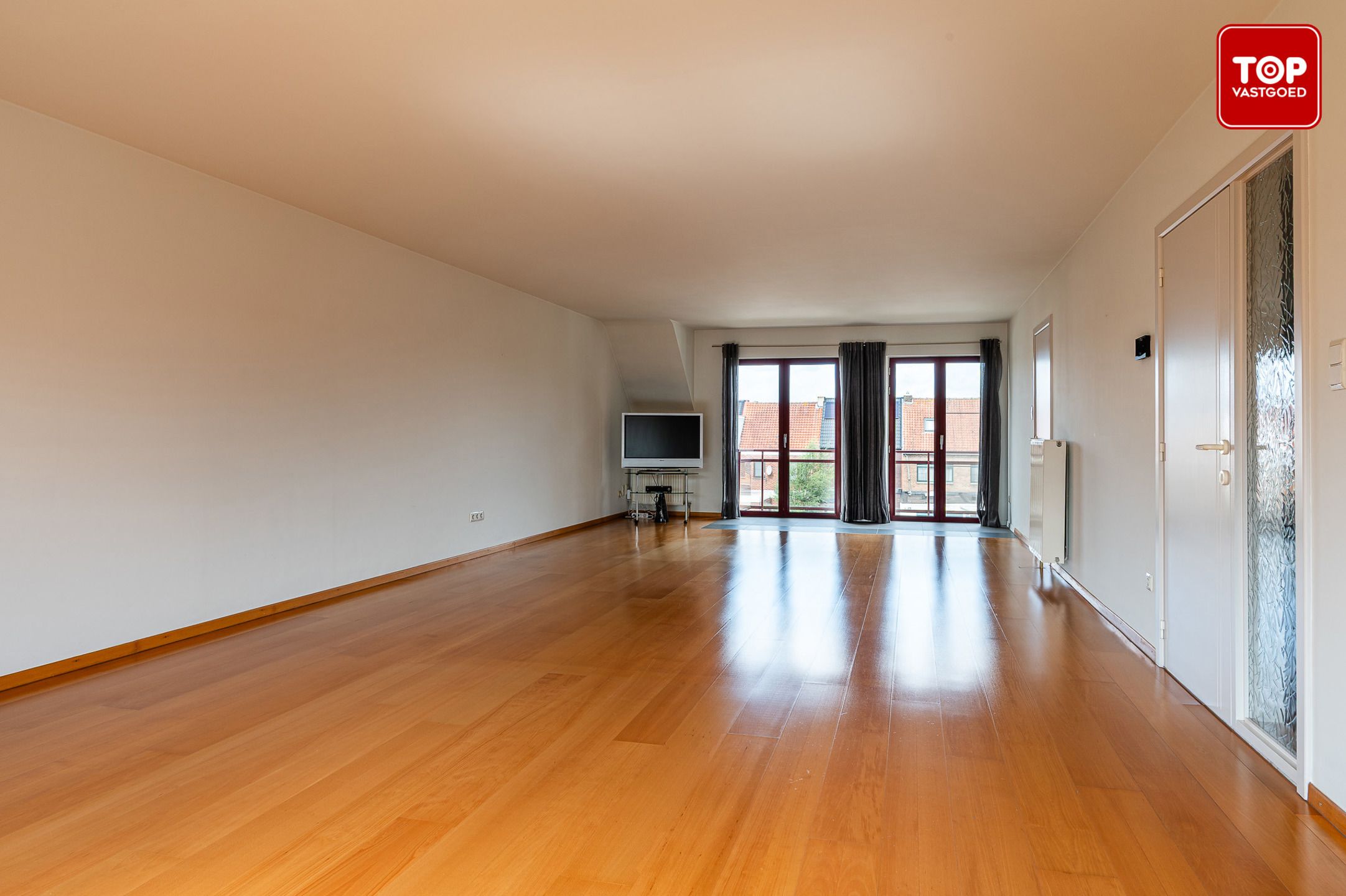 Energiezuinig duplex appartement met 2 slaapkamers, groot terras en garage.  foto 5