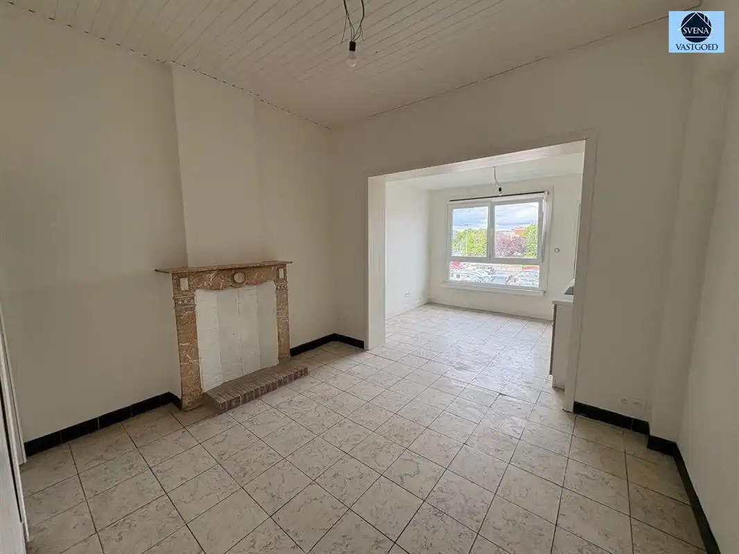 ZEER LEUKE GERENOVEERDE WONING MET 4 KAMERS foto 2