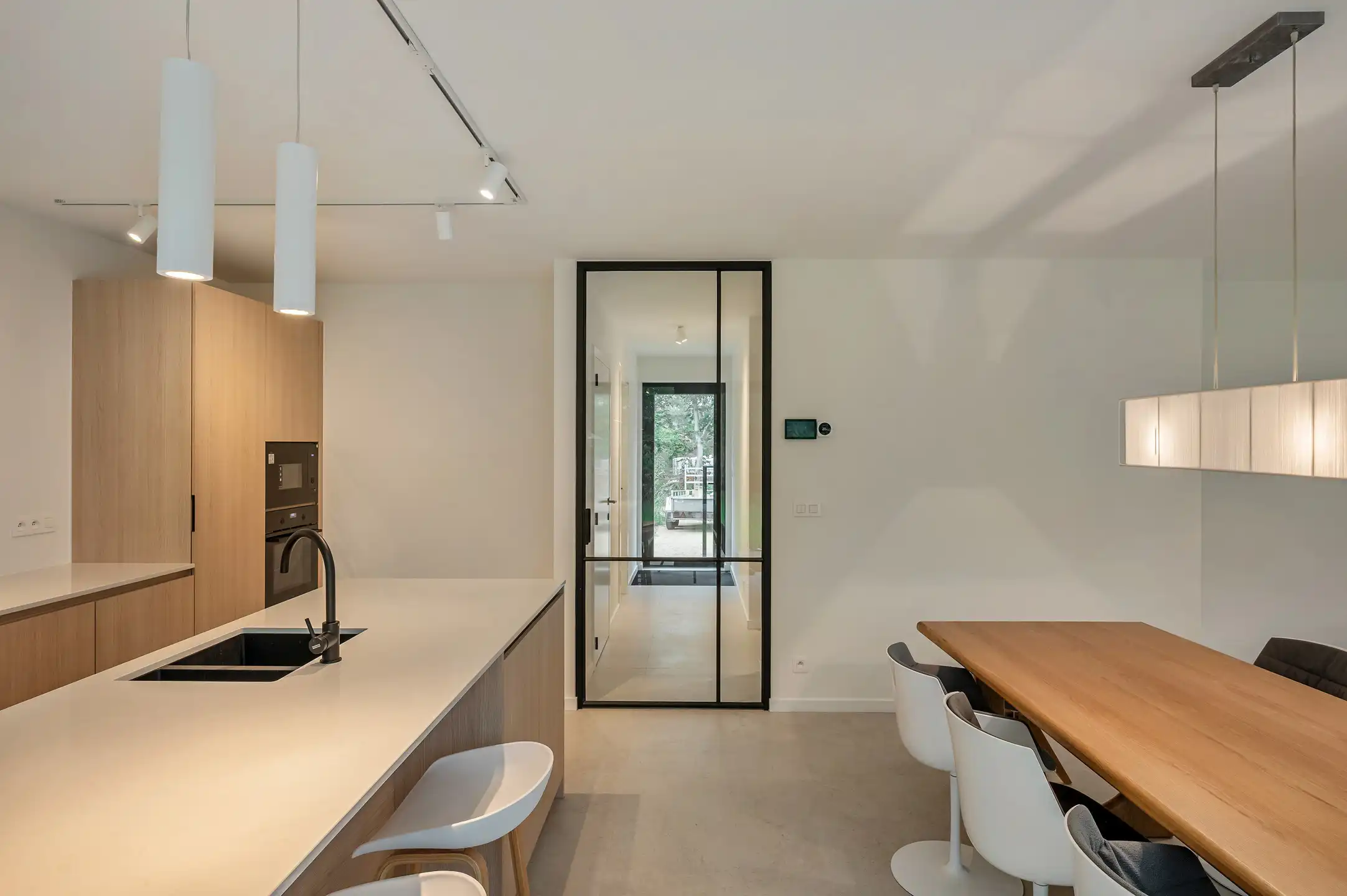 Vrijstaande nieuwbouwwoning op ca. 538 m² grond foto 8