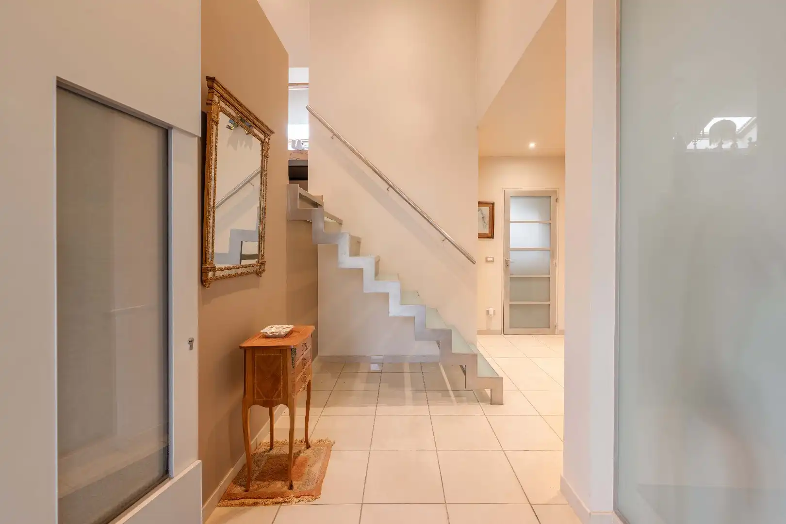 VERRASSEND RUIME VILLA MET PRACHTIG AGRARISCH ZICHT OP 1.507 m² !!!!  foto 5