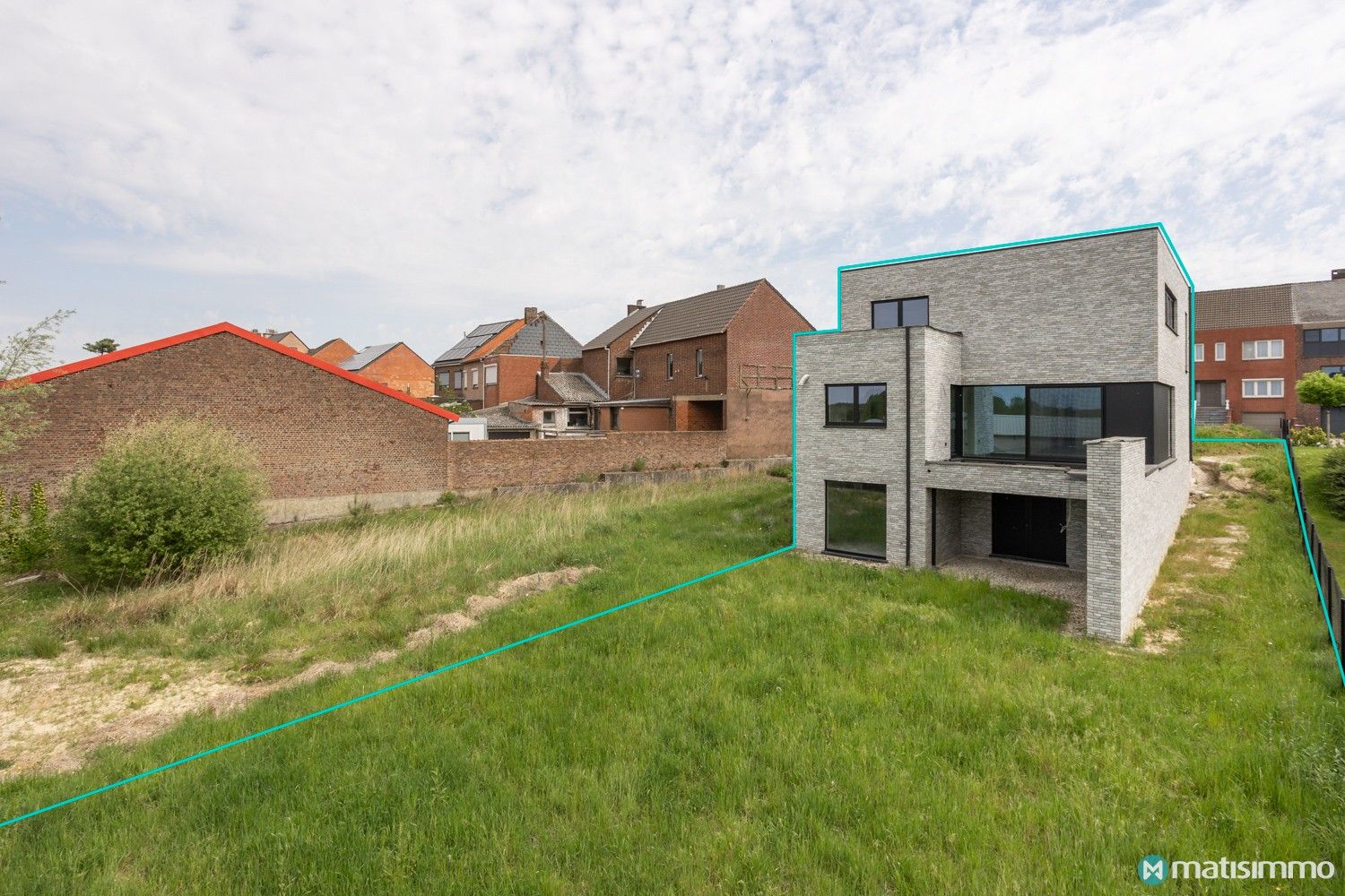 MODERNE NIEUWBOUWWONING MET 3 SLAAPKAMERS, INPANDIGE GARAGE EN VOLLEDIG ONDERKELDERD VLAKBIJ HET CENTRUM VAN BILZEN foto 34