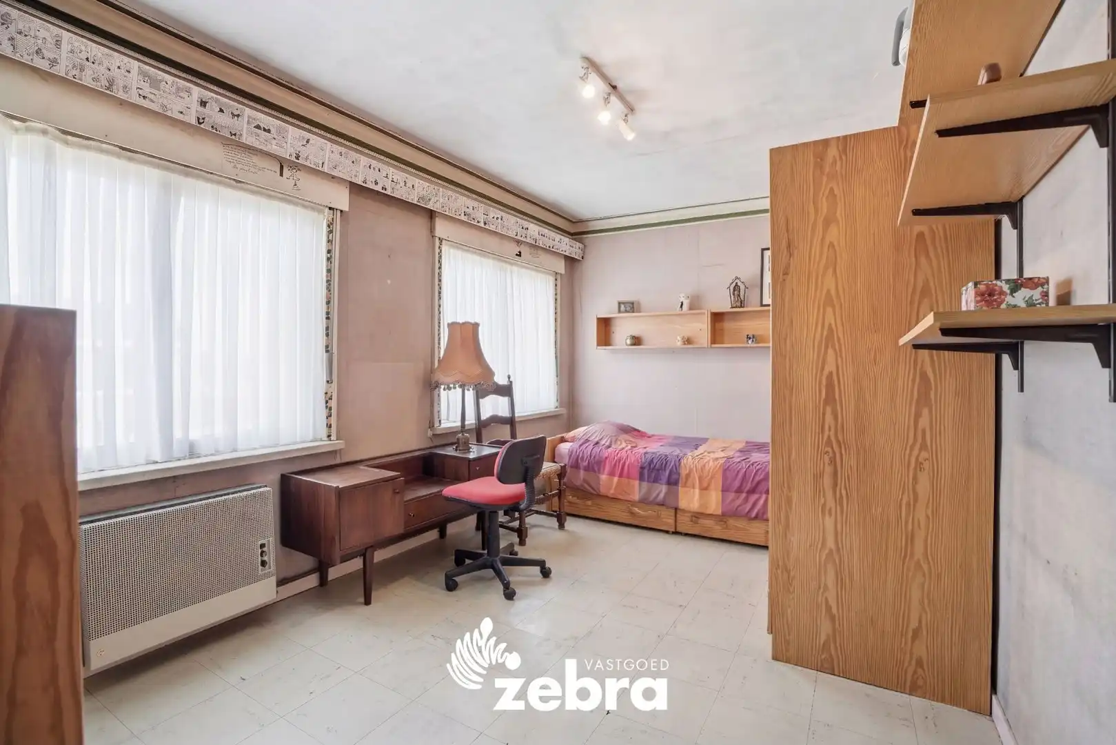 Te renoveren woning met veel potentieel op rustige ligging! foto 13