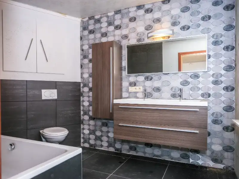 Te renoveren pand met garage en uitweg achteraan vlak bij het station van Ingelmunster foto 7