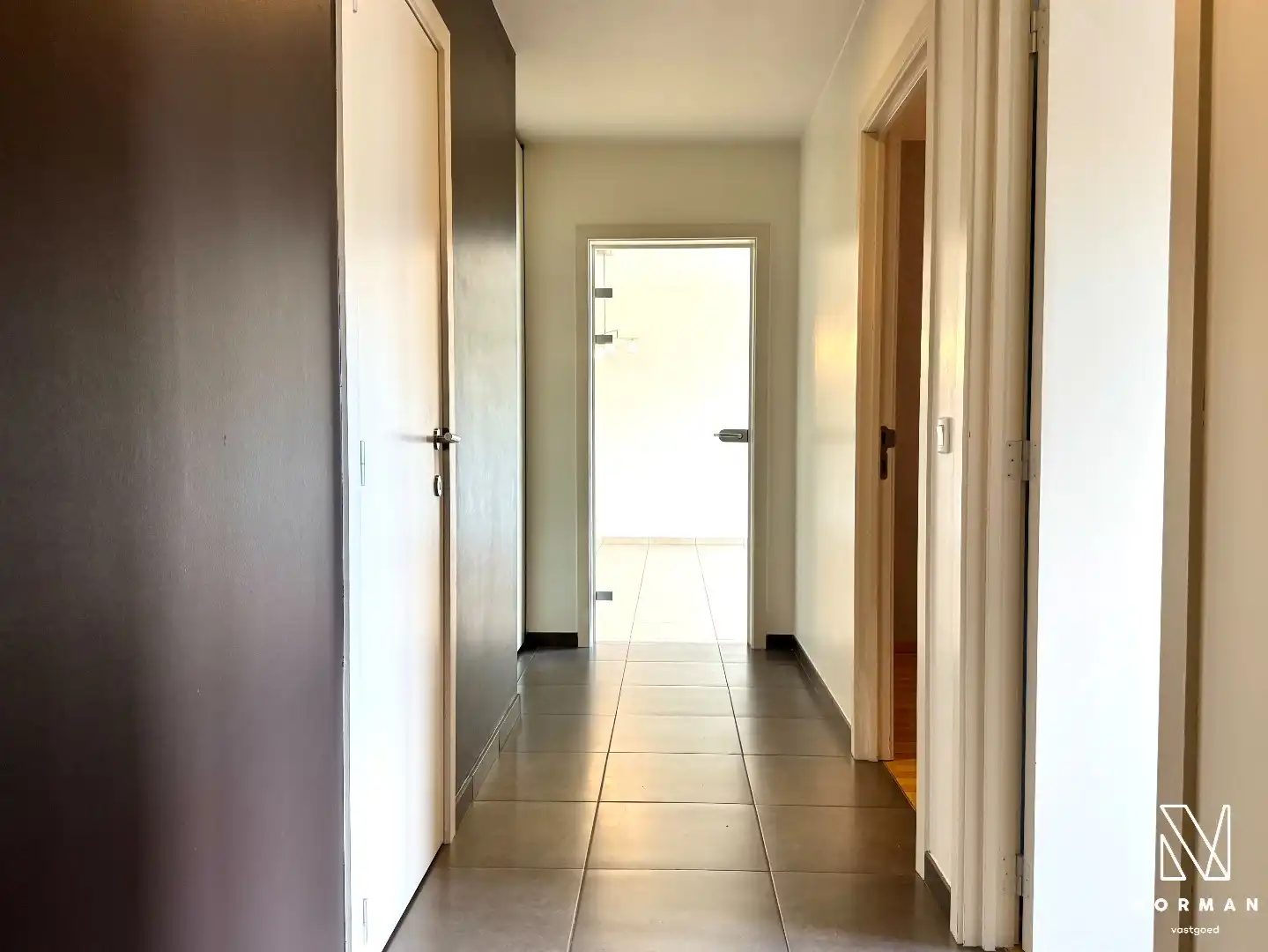 Energiezuinig 2-slaapkamer appartement inclusief staanplaats te koop in Kuurne naast de Groene Long foto 8