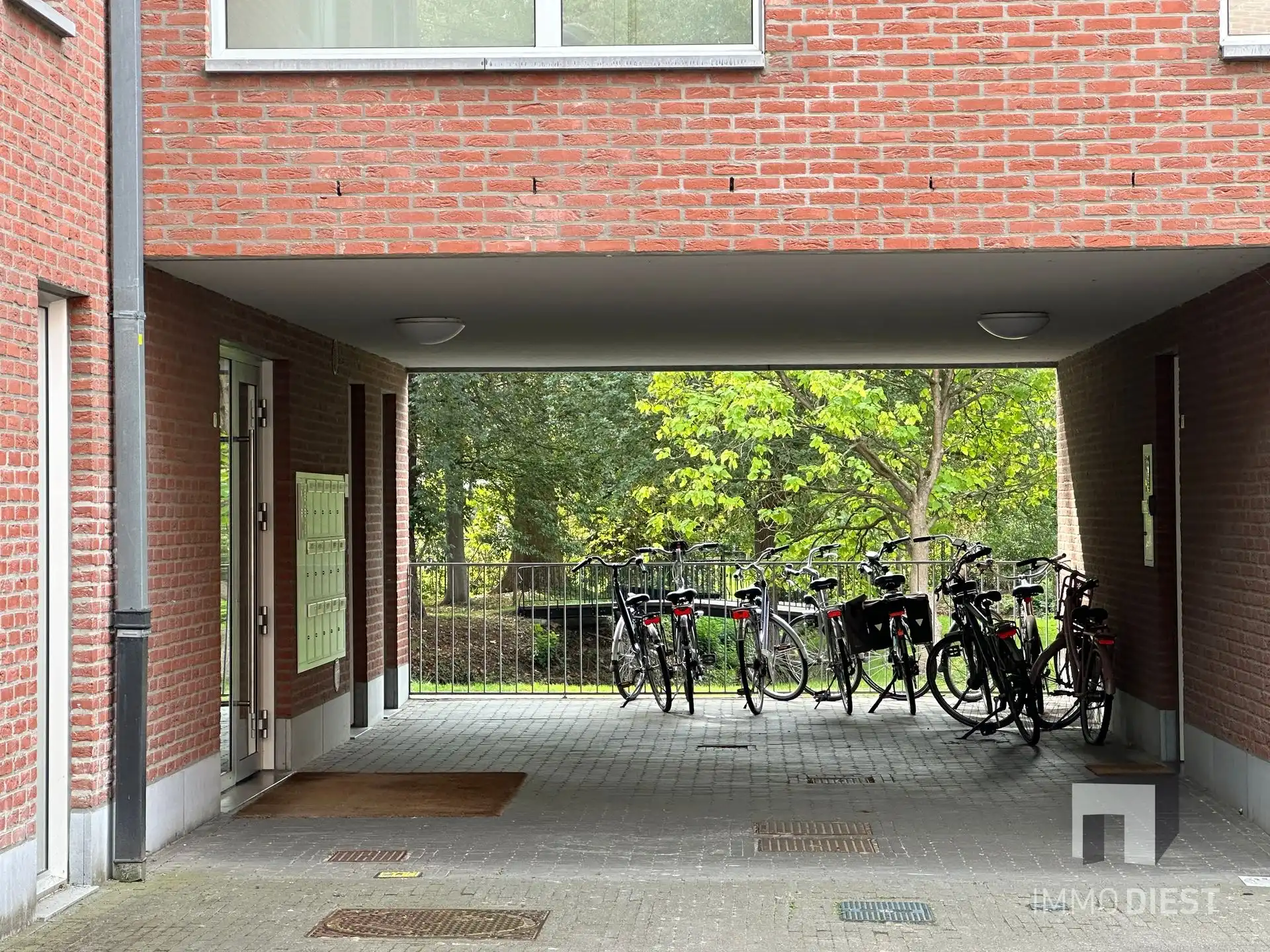 Knappe duplex met zicht op park en Demer - 3 slpks en parking foto 36